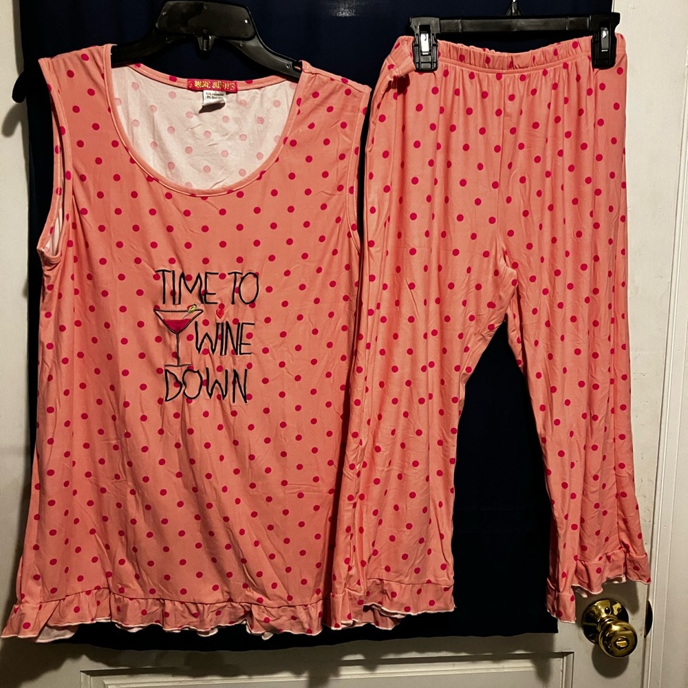 5 more Minutes Women's Pink Polka Dot Pajama Set large